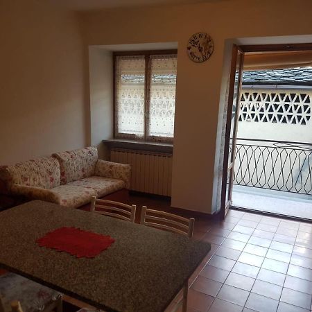 Appartement Casa Cippilippi à Saint-Vincent Extérieur photo