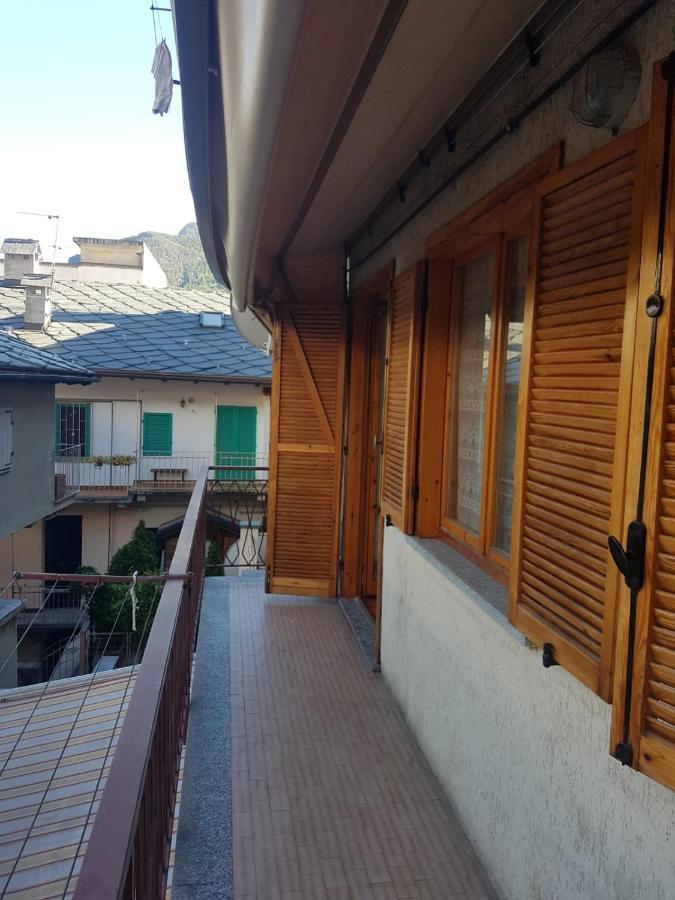Appartement Casa Cippilippi à Saint-Vincent Extérieur photo